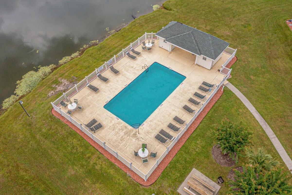 Aberdeen Country Club Villa Longs ภายนอก รูปภาพ